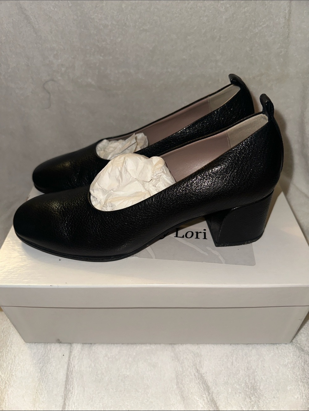 Gently Worn - L’idea by Lori Black Leather Heels Size 38